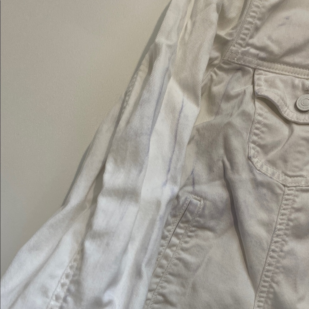 Tommy Bahama Women's White Denim Jacket - Picture 5 of 7